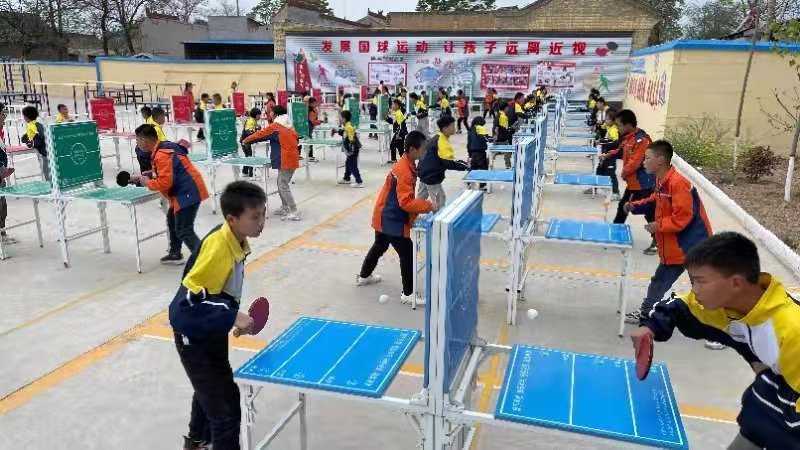 一款可以讓孩子們放下手機(jī)的乒乓球臺誕生了，遠(yuǎn)離手機(jī)吧